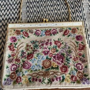 Vintage Floral Embroidered Handbag